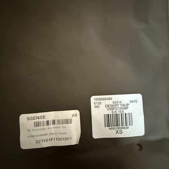 Fear of God Essentials Desert Taupe Tee - Picture 5 of 5